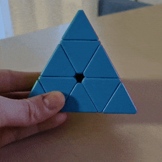 GIF of a Pyraminx clockwise left rotation.